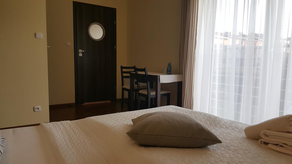 Pokoje U Beaty Apartment Wladyslawowo Exterior photo
